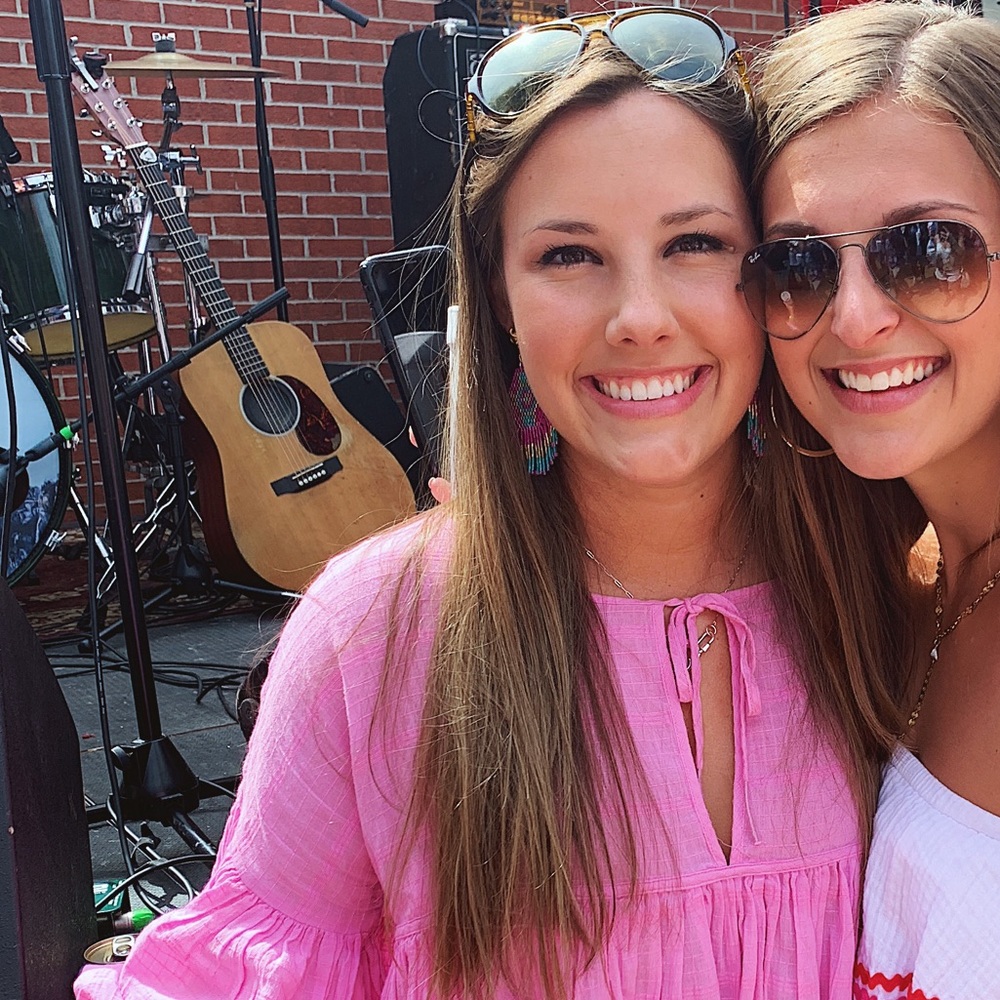 Meet your Posher, Sara